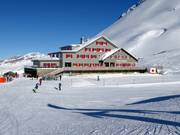 Au col du Jochpass, il est également possible de passer la nuit.