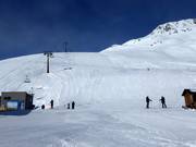 Pistes vers la station inférieure du télésiège six places Wildes Mannle