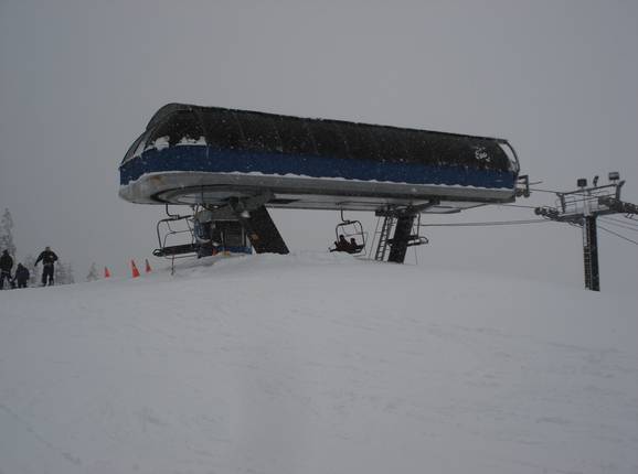Armstrong Express - 4 places | Télésiège rapide (débrayable) Armstrong Express - 4 places | Télésiège rapide (débrayable)