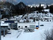 Camping au pied de la station