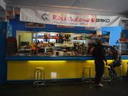 Pause au sommet à la station d’arrivée du Funifor Salati