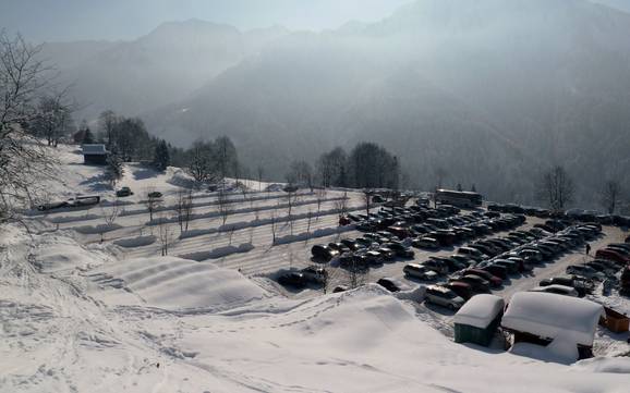 Bodensee-Vorarlberg: Accès aux domaines skiables et parkings – Accès, parking Laterns – Gapfohl