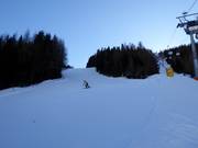 Piste noire de descente vers la vallée