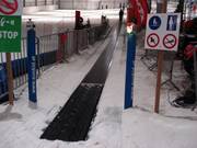 Dans la zone débutants, il y a un tapis roulant SunKid.