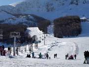 Pente d’entraînement avec téléski à corde