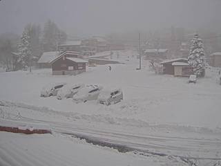 Zao Onsen/Zao Gymnasium Parking Lot