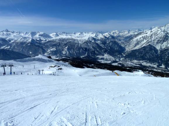 Vue sur les Monts de la Lune depuis le Monte Fraiteve