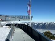 La plateforme AlpspiX surplombe la vallée des Höllen