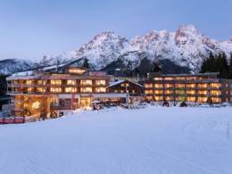 Holzhotel Forsthofalm