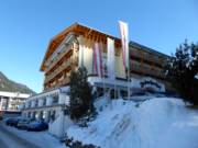 Le Jesacherhof près de la gare aval